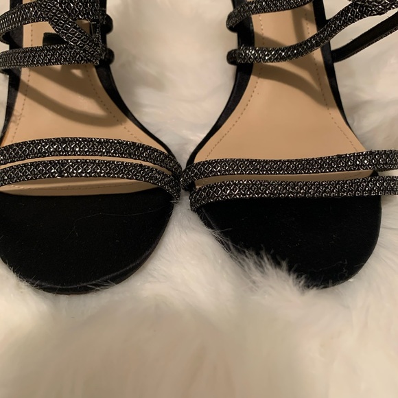 Guess Sandal - Picture 10 of 11